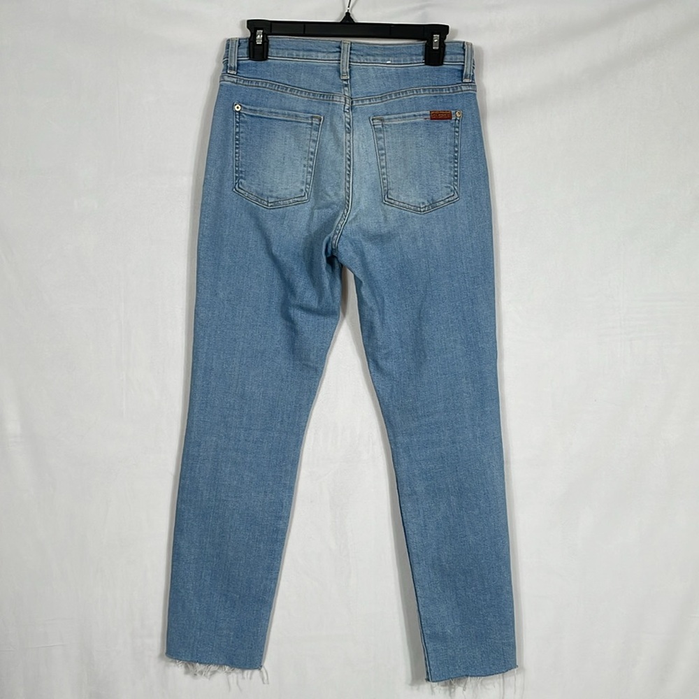 7 For All Mankind Jeans Size 29 Straight Leg Light Wash EUC - Picture 3 of 10